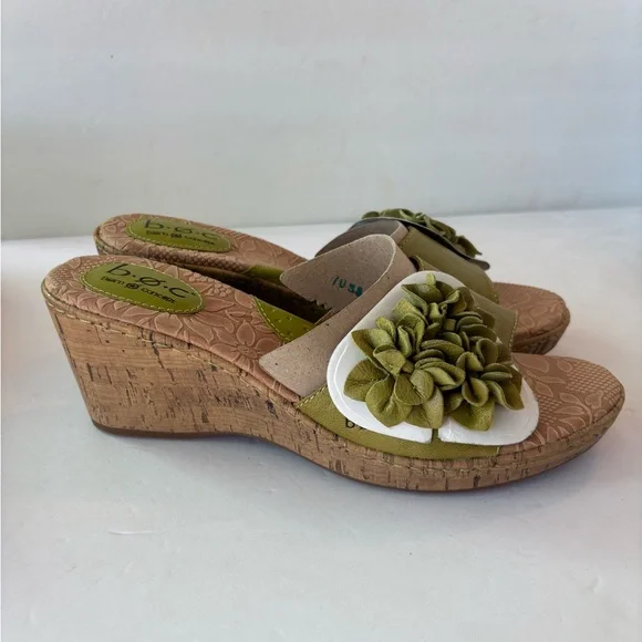 b.o.c. Women's Olive Green Floral Mules - Picture 3 of 6